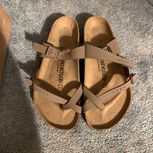 Brand new brown Birkenstock sandals
